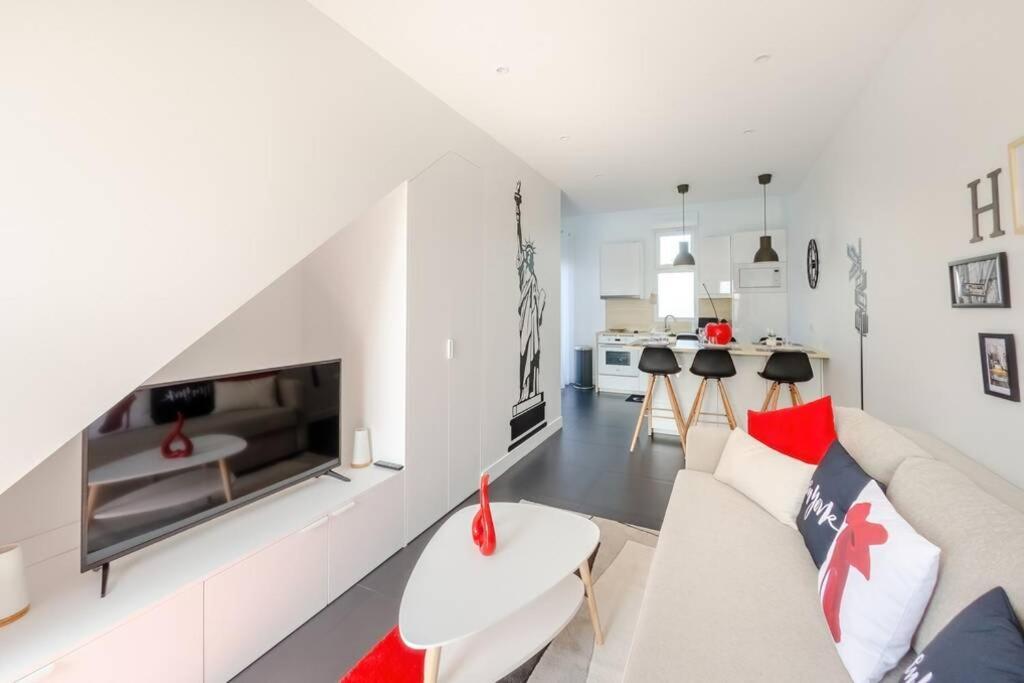 New York House Leilighet Villejust Eksteriør bilde